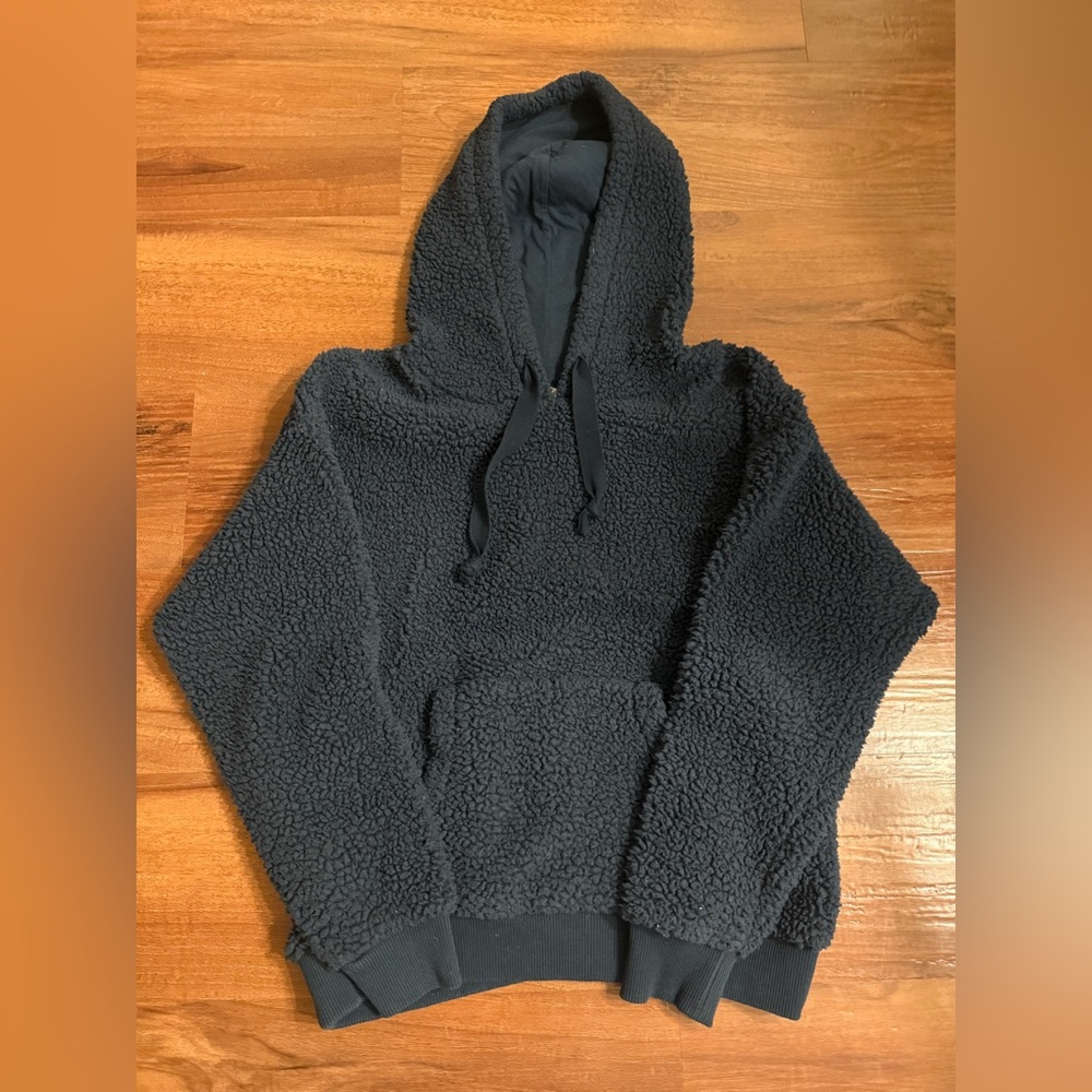 Cozy American Eagle Navy Sherpa Hoodie
